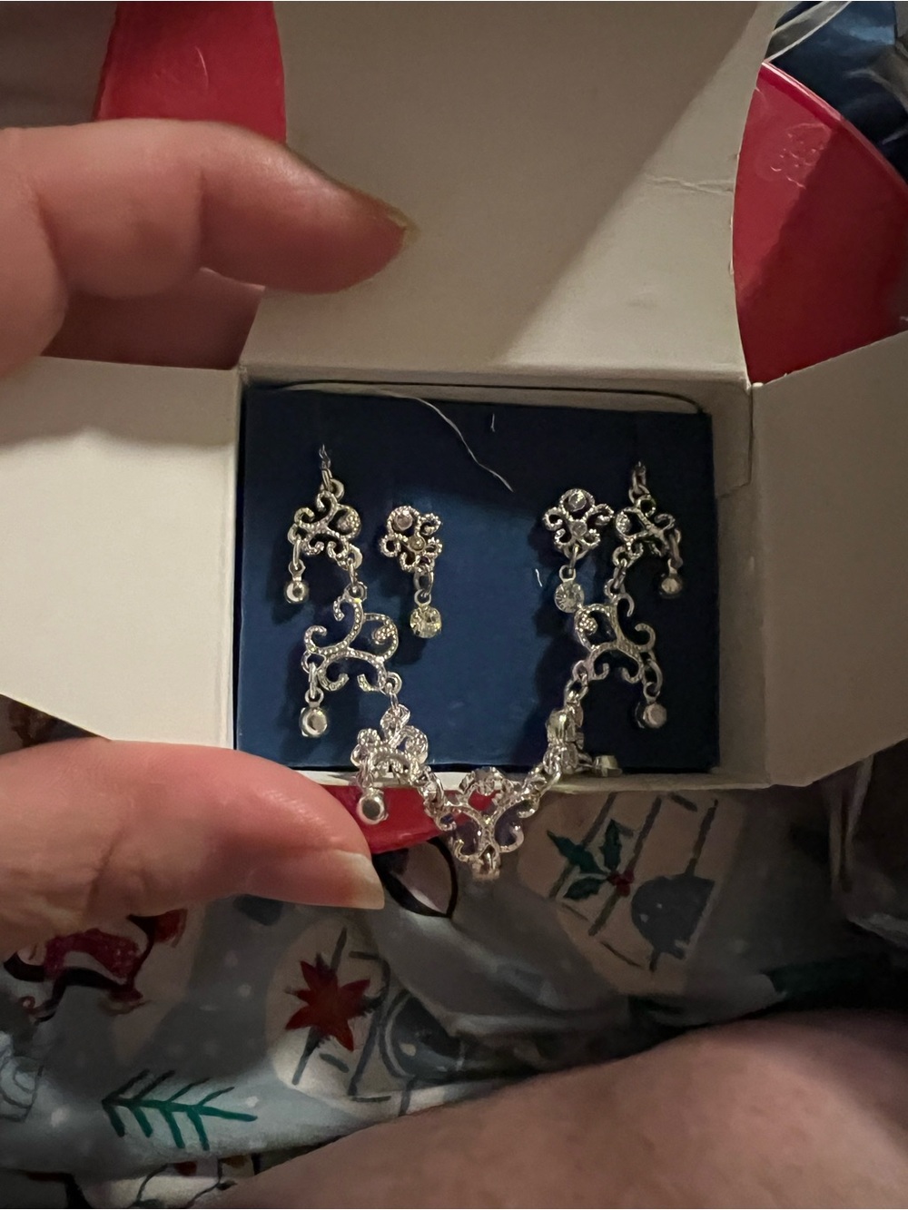 Silver Filigree Drop Necklace and Earrings Set - Elegant Silver Women’s Jewelry